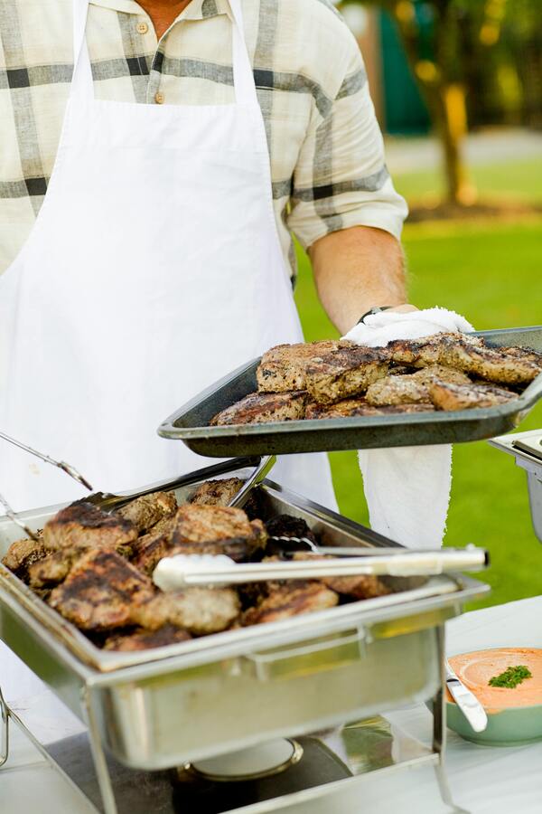 Grilling for a Crowd: How to Use Charcoal for Large-Scale BBQs and Parties